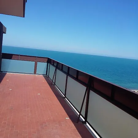 Apartament Attico